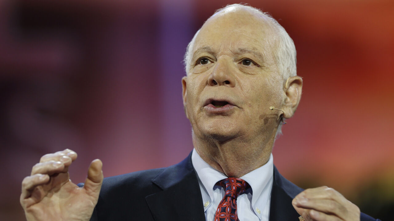 Senator Ben Cardin (D-MD) addresses the American Israel Public Affairs Committee (AIPAC) policy conference in Washington March 1, 2015. Israeli Prime Benjamin Netanyahu has come under almost unprecedented criticism from the U.S. administration and in Israel for his planned speech to Congress on Tuesday, as international talks with Iran are under way to secure a deal on Teheran's nuclear program. REUTERS/Jonathan Ernst (UNITED STATES - Tags: POLITICS) - RTR4RMVE