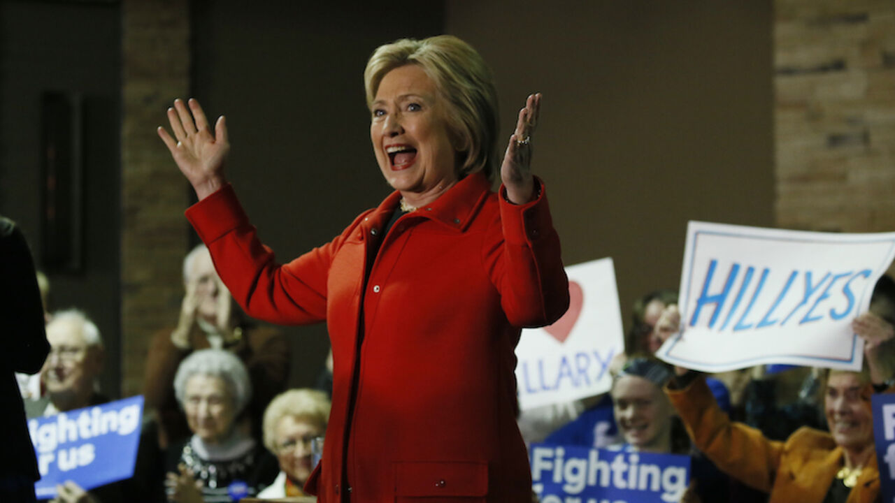 US presidential candidate Hillary Clinton speaks at a campaign event in Carroll, Iowa January 30, 2016. REUTERS/Jim Bourg - RTX24QAR