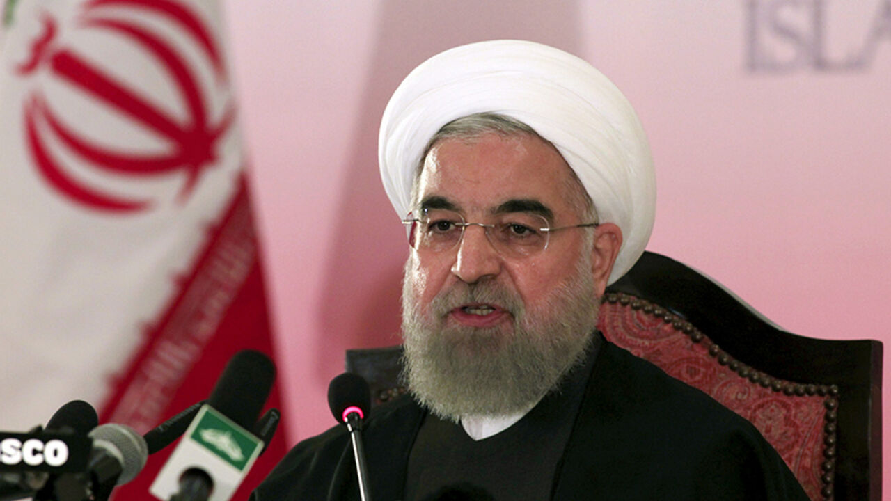 Iran's President Hassan Rouhani speaks during a news conference in Islamabad, Pakistan, March 26, 2016.  REUTERS/Faisal Mahmood   - RTSCBFN