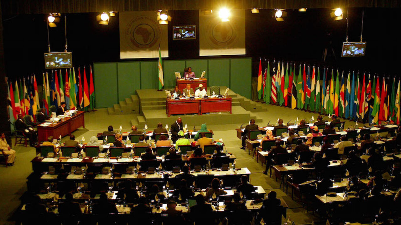 Hundreds of guests and delegates gathered for the opening of the Pan African Parliament's (PAP) second sitting.  Hundreds of guests and delegates gathered for the opening of the Pan African Parliament's (PAP) second sitting at the Gallagher State conference centre in Midrand north of Johannesburg September 16,2004. Formed in the image of the European Parliament in Strasbourg, the assembly was inaugurated in Addis Ababa last March and will be Africa's first representative body. REUTERS/Juda Ngwenya - RTRAYQQ