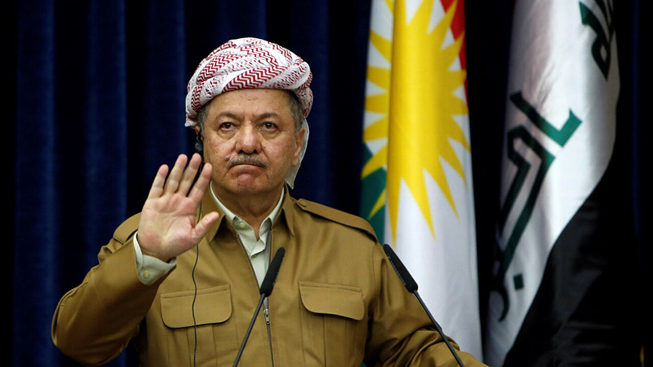 Iraq's Kurdistan region's President Massoud Barzani gestures during a joint news conference with German Foreign Minister Sigmar Gabriel (not pictured) in Erbil, Iraq April 20, 2017. REUTERS/Azad Lashkari - RTS1348S