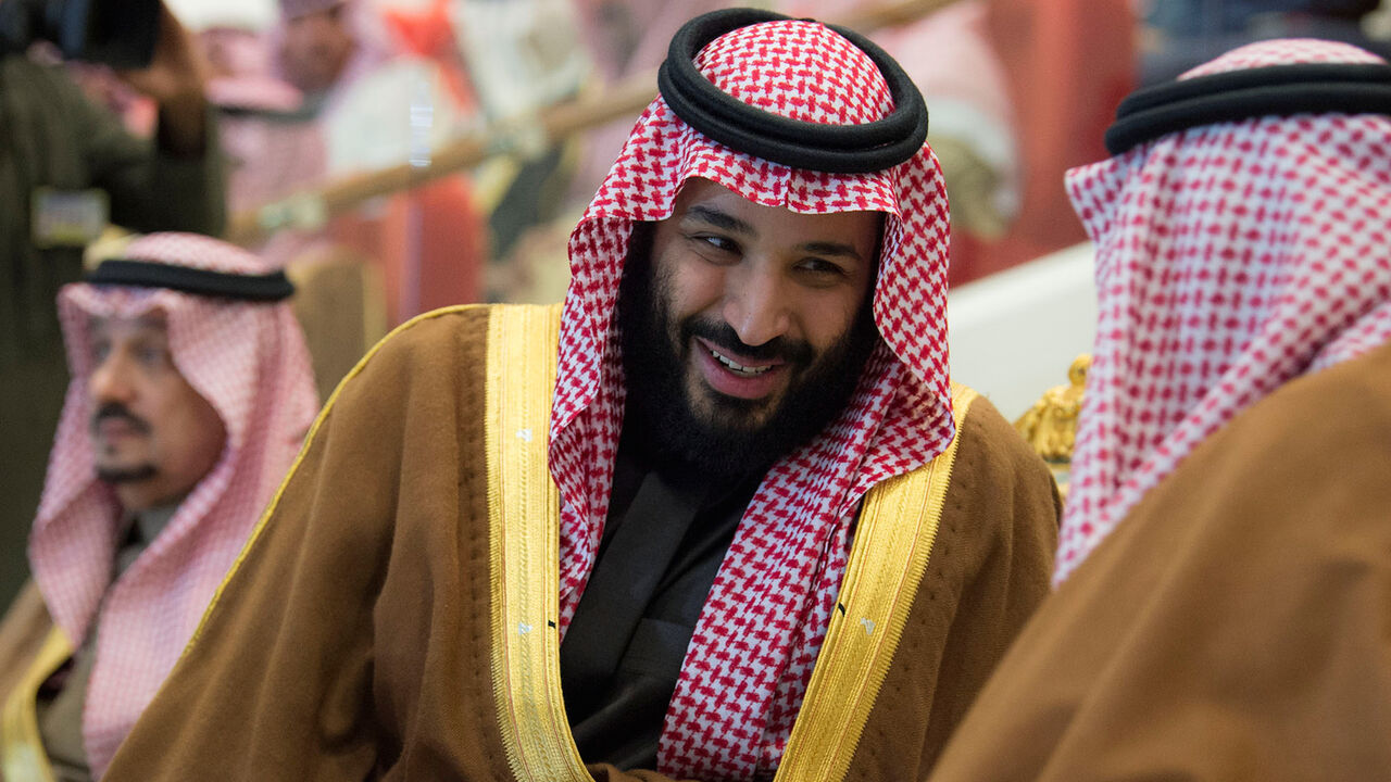 Saudi Arabia's Crown Prince Mohammed Bin Salman attends the Annual Horse Race ceremony, in Riyadh, Saudi Arabia, December 30, 2017. Bandar Algaloud/Courtesy of Saudi Royal Court/Handout via REUTERS ATTENTION EDITORS - THIS PICTURE WAS PROVIDED BY A THIRD PARTY. - RC195E3B23D0