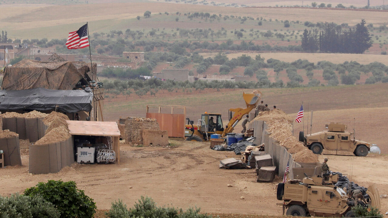 U.S. forces set up a new base in Manbij, Syria May 8, 2018. Picture Taken May 8, 2018. REUTERS/Rodi Said - RC1504520BB0