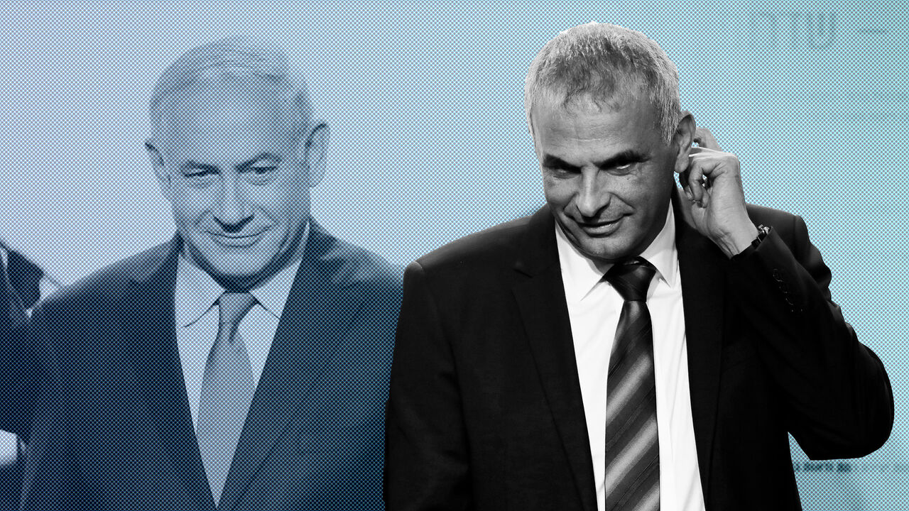 Israeli Prime Minister Benjamin Netanyahu (L) and Finance Minister Moshe Kahlon attend a ceremony for the signing of a housing agreement in Sderot, Israel April 9, 2018. REUTERS/Amir Cohen - RC1C2300B0A0