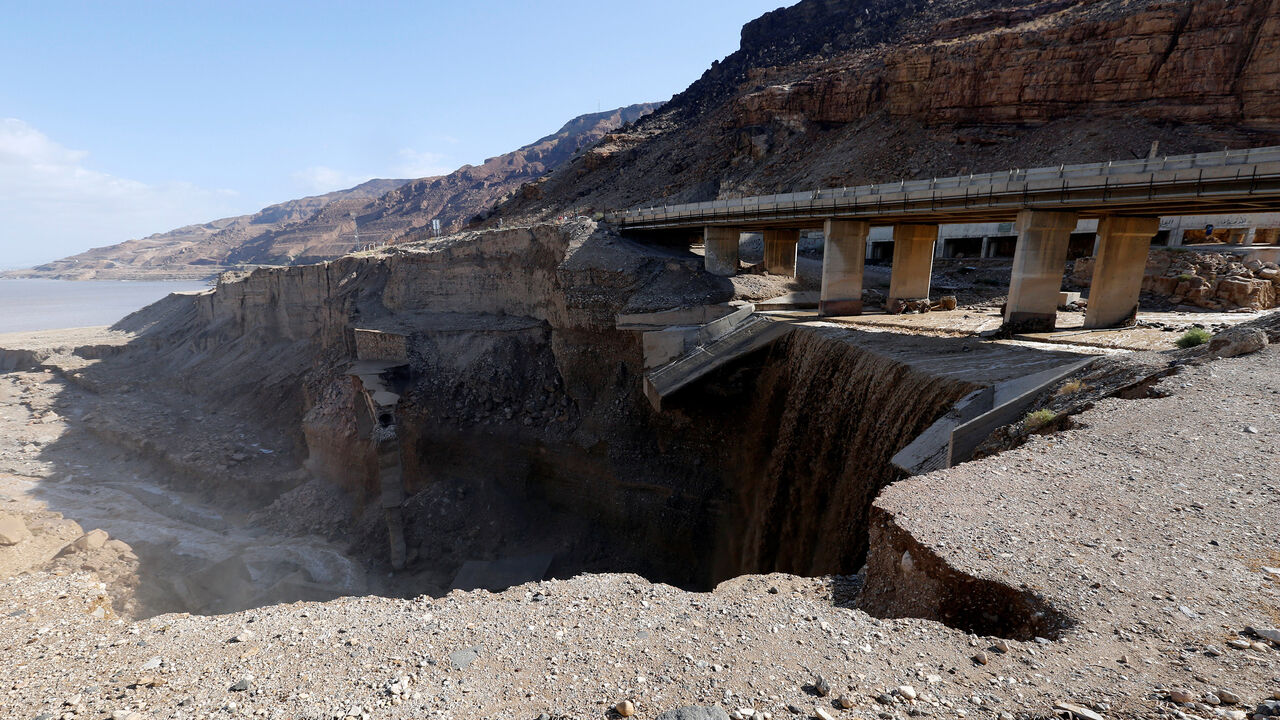 A general view shows the location of the accident where rain storms unleashed flash floods, near the Dead Sea, Jordan October 26, 2018. REUTERS/Muhammad Hamed - RC12C7E52190