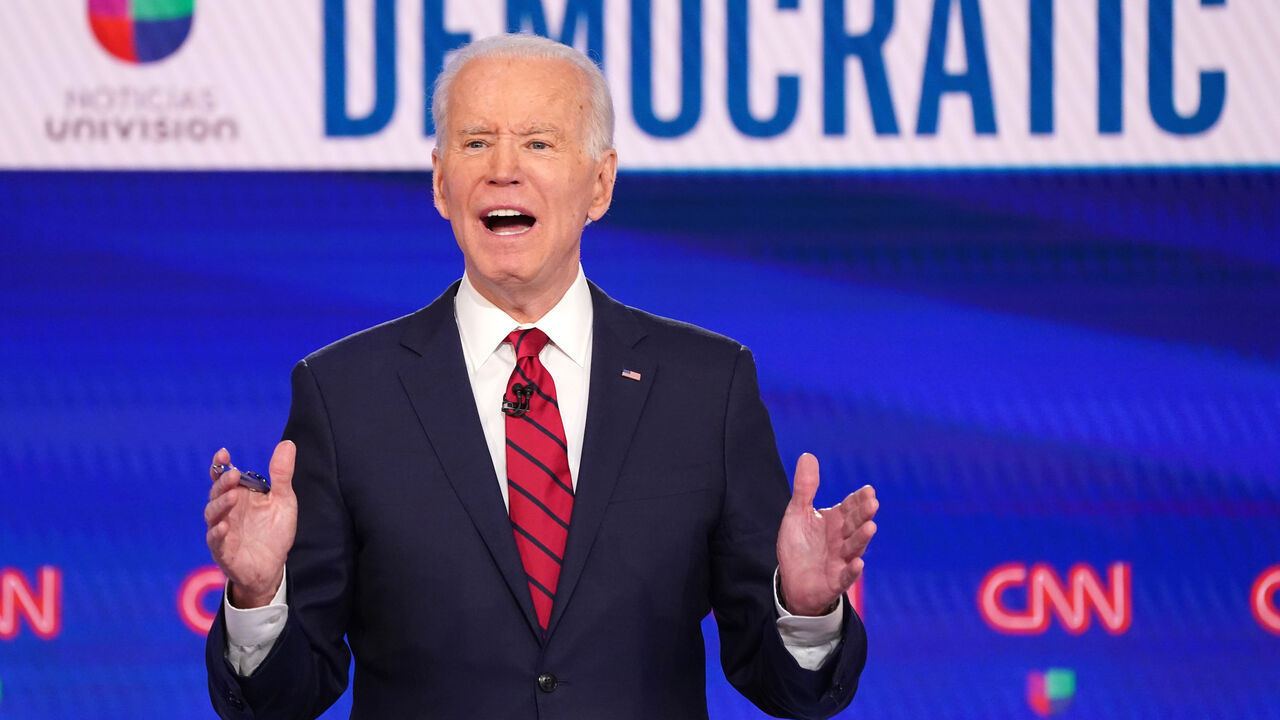 Democratic U.S. presidential candidate and former Vice President Joe Biden speaks during the 11th Democratic candidates debate of the 2020 U.S. presidential campaign, held in CNN's Washington studios without an audience because of the global coronavirus pandemic, in Washington, U.S., March 15, 2020. REUTERS/Kevin Lamarque - HP1EG3G048LEH