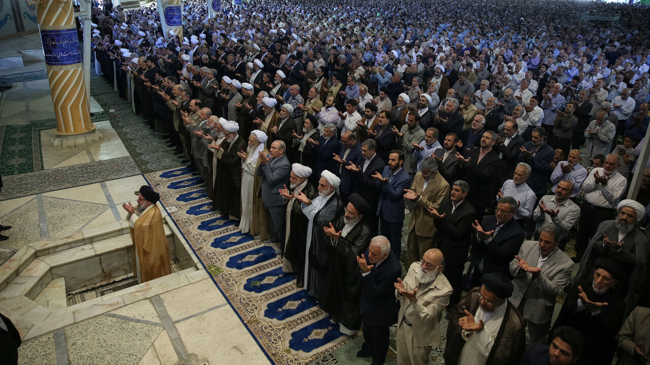 Iranian cleric Ayatollah Seyed Ahmad Khatami leads Friday prayers in Tehran, Iran, May 26, 2017. TIMA via REUTERS         ATTENTION EDITORS - THIS IMAGE WAS PROVIDED BY A THIRD PARTY. FOR EDITORIAL USE ONLY. - RC1BCED7FBD0