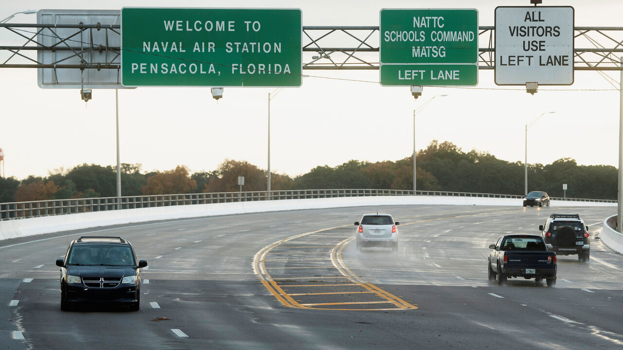 Traffic on and off base is restricted after a member of the Saudi Air Force visiting the United States for military training was the suspect in a shooting at Naval Air Station Pensacola, in Pensacola, Florida, U.S. December 6, 2019.  REUTERS/Michael Spooneybarger - RC2ZPD90RRD7