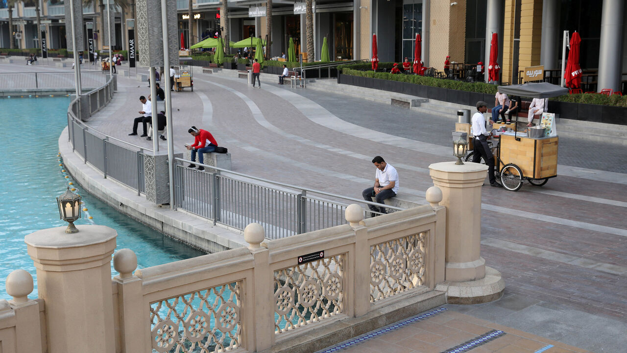 A view shows the area outside the Dubai Mall following the outbreak of coronavirus disease (COVID-19), in Dubai, United Arab Emirates, March 23, 2020. Picture taken March 23, 2020. REUTERS/Christopher Pike - RC2AQF9DUMUC