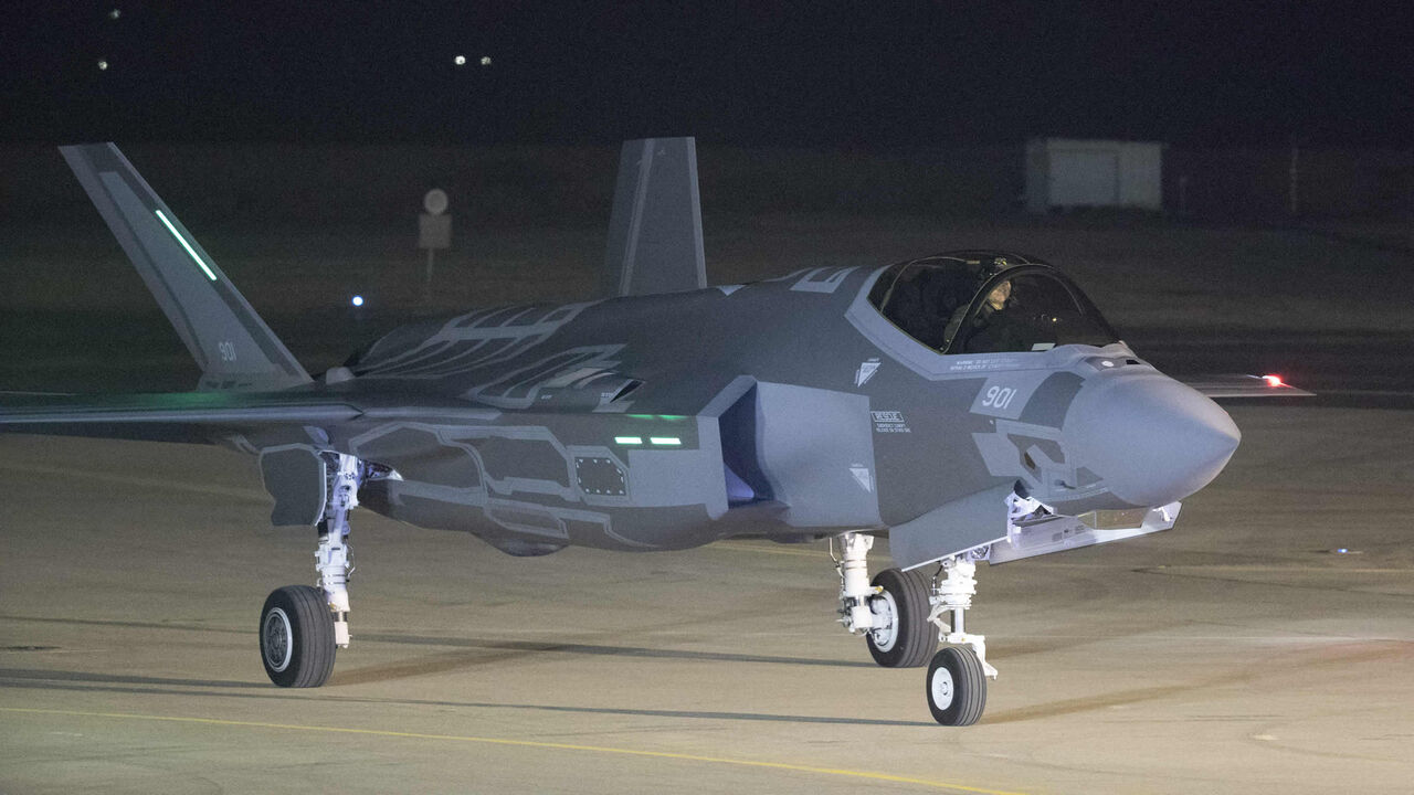 A F-35 fighter jet is seen after landing in the Israeli Nevatim Air force base in the Negev desert, near the southern city of Beersheva, on December 12, 2016.
The first two US F-35 stealth fighters bought by Israel landed at an air base in the Jewish state this evening, an AFP journalist at the site said. Their arrival, hailed as a gamechanger by Israeli leaders, came some six hours late after aviation officials in Italy delayed the takeoff for the last stage of their journey because of poor visibility

 / 