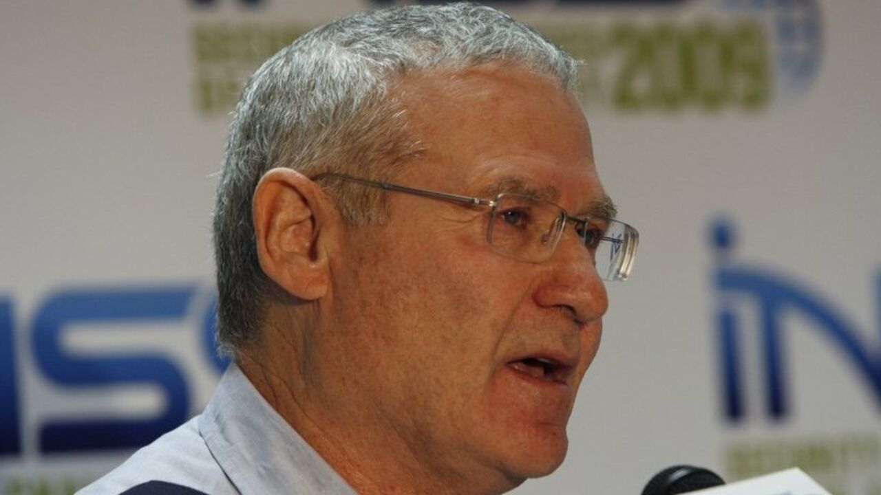 Major-General Amos Yadlin, Israel's chief of military intelligence, speaks at the annual Institute for National Security Studies (INSS) conference in Tel Aviv December 15, 2009. Israel is parlaying civilian technological advances into a cyberwarfare capability against its enemies, Yadlin, a senior Israeli general, said on Tuesday in a rare public disclosure about the secret programme. REUTERS/Gil Cohen Magen (ISRAEL - Tags: MILITARY POLITICS SCI TECH) - RTXRVGO