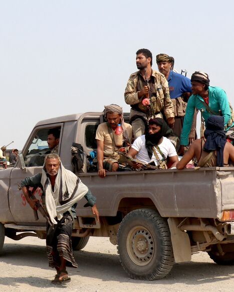 Forces loyal to Yemen's Saudi-backed government