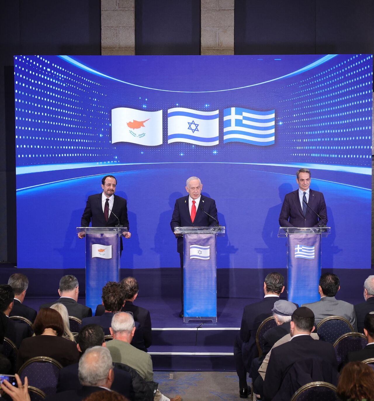 ABIR SULTAN / AFP via Getty Images