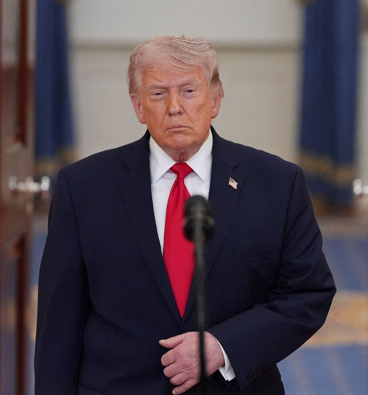 U.S. President Donald Trump arrives to deliver an address to the nation about the Iran war at the White House in Washington, D.C., U.S. April 1, 2026. Alex Brandon/Pool via REUTERS