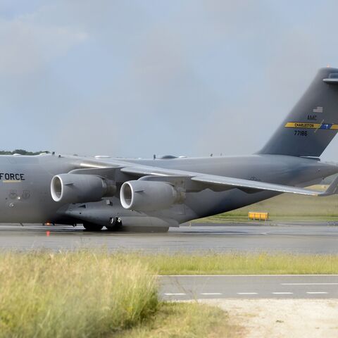 C17 transport plane 