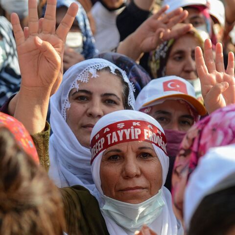 Erdogan supporters in Diyarbakir province 