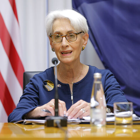  US Deputy Secretary of State Wendy Sherman speaks during a meeting to acknowledge the signing of key cooperation agreements between the United States and New Zealand at Parliament on August 09, 2022 in Wellington, New Zealand. The US Deputy Secretary of State Wendy Sherman is visiting New Zealand as part of a week-long trip across the Pacific. (Photo by Hagen Hopkins/Getty Images)