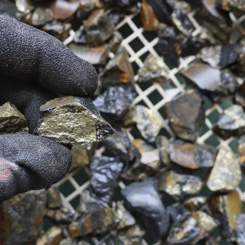 Picture of ore as mineral cassiterite (SnO2). 