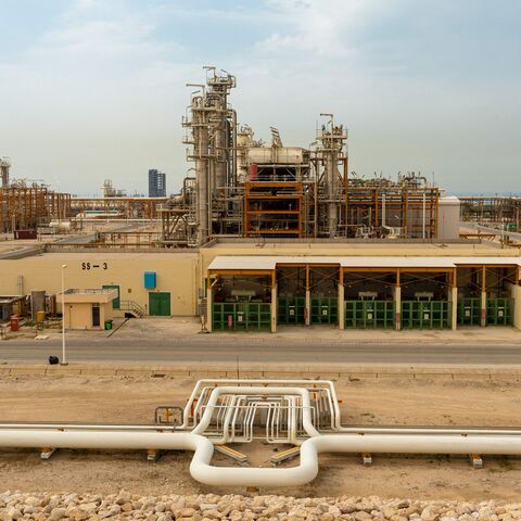03/04/2021 Asalouyeh, Iran. A view of refinery No. 2 (Phases 2, 3) of the? South Pars Gas-Condensate field in Asalouyeh Seaport, north of the Persian? Gulf in Iran.The South Pars Gas-Condensate field, the world's largest natural gas field, is shared with Qatar (North Dome) (Photo by Saeid Arabzadeh / Middle East Images / Middle East Images via AFP) (Photo by SAEID ARABZADEH/Middle East Images /AFP via Getty Images)