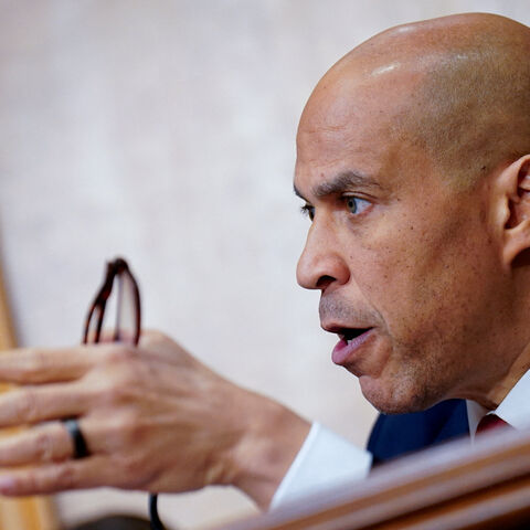 U.S. Senator Cory Booker (D-NJ) questions U.S. Secretary of State Marco Rubio as he testifies before a Senate Foreign Relations Committee hearing titled "U.S. Policy Towards Venezuela", on Capitol Hill in Washington, D.C., U.S., January 28, 2026.  REUTERS/Nathan Howard/File Photo