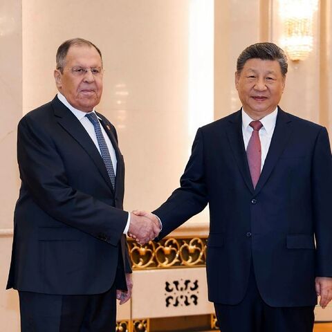 Russian Foreign Minister Sergei Lavrov (L) said Moscow could help China with energy supplies following the blockade of the Strait of Hormuz