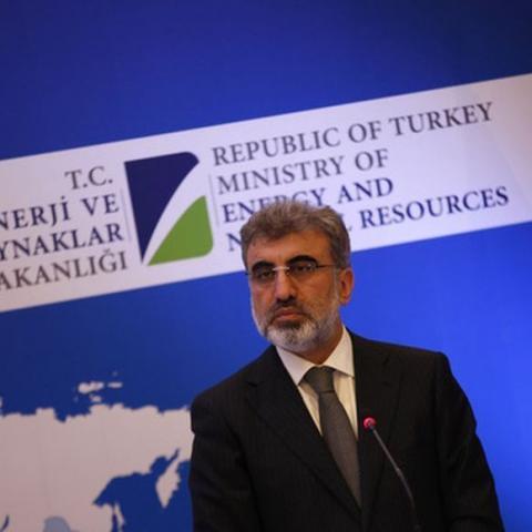 Turkey's Energy Minister Taner Yildiz attends a news conference with his Russian counterpart Alexander Novak in Istanbul December 2, 2012. Russia would be willing to increase its gas supplies to Turkey this winter if Ankara asked it to and an agreement was reached, Novak said on Sunday. REUTERS/Murad Sezer (TURKEY - Tags: POLITICS ENERGY)
