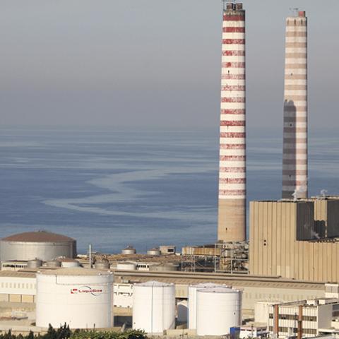 A general view of Zouk power station is seen in Zouk area, north of Beirut in this December 6, 2008 picture. Many developing countries have power problems, but Lebanon's go beyond mere technical issues, a World Bank report issued this year suggests, pointing to corruption and vested interests. Photo taken December 6, 2008. To match feature LEBANON/POWER REUTERS/Mohamed Azakir   (LEBANON) - RTR22D8T