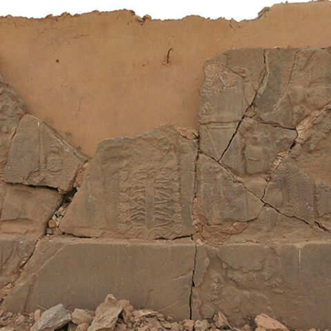 Remains of wall panels and colossal statues of winged bulls, destroyed by Islamic State militants are seen in the Assyrian city of Nimrud eastern bank of the Tigris River, south of Mosul, Iraq, November 16, 2016. REUTERS/Ari Jalal - RTX2TYP9