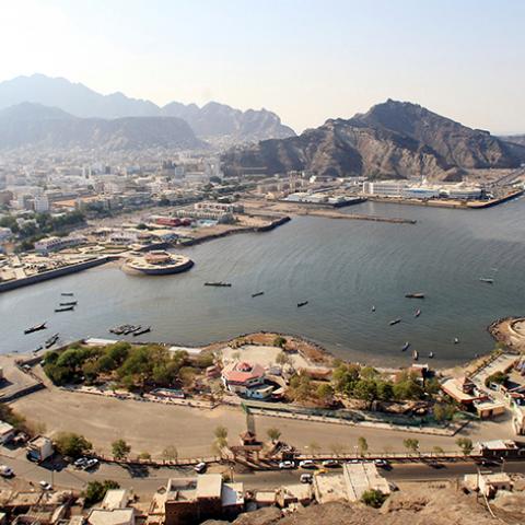 An aerial view shows Aden's City in southern Yemen November 30, 2010. REUTERS/Mohammed Dabbous/File Photo - RTX2JVS5