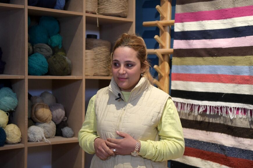 Tunisian weavers turn rags into eco-friendly rugs - Al-Monitor ...