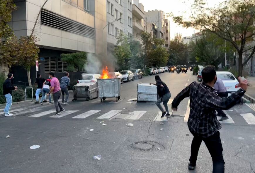 Images posted on social media and obtained by AFP outside Iran have shown fierce clashes between Iranian protesters and the security forces