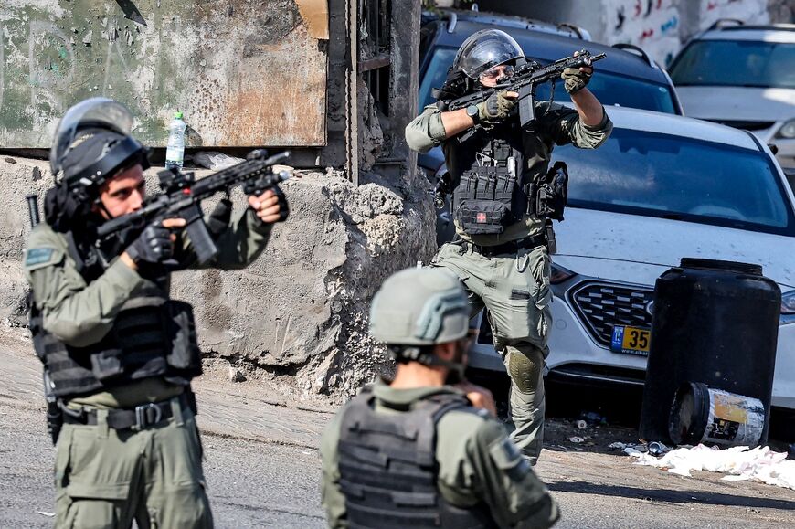 Israeli police clash with Palestinian protesters in the east Jerusalem neighbourhood of Wadi Joz