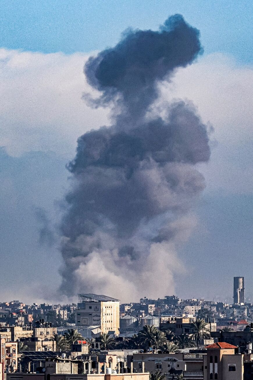 Israeli bombards Rafah in the southern Gaza Strip on January 30, 2024