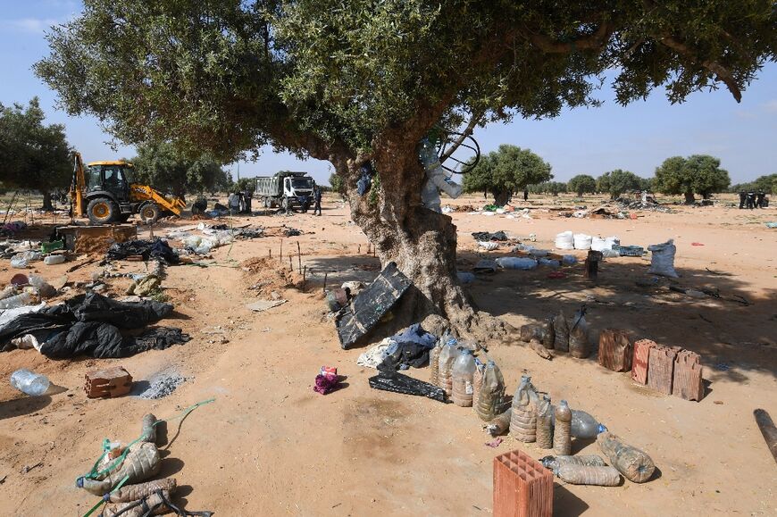 Many migrants who have been moved on are already heading towards other olive groves