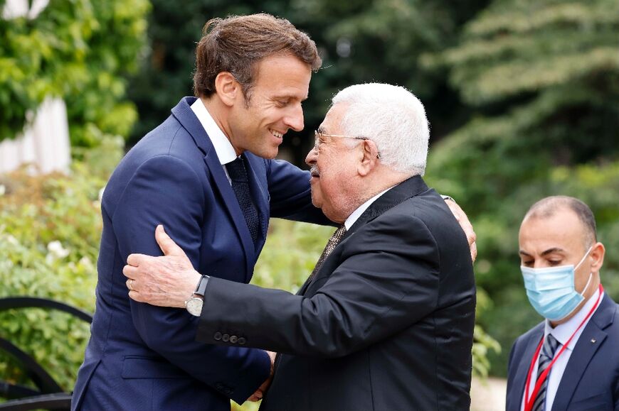 French President Emmanuel Macron welcoming Palestinian president Mahmoud Abbas to Paris in 2022