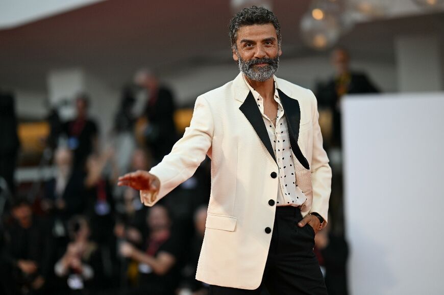 Actor Oscar Isaac attends the red carpet for 'Frankenstein' 