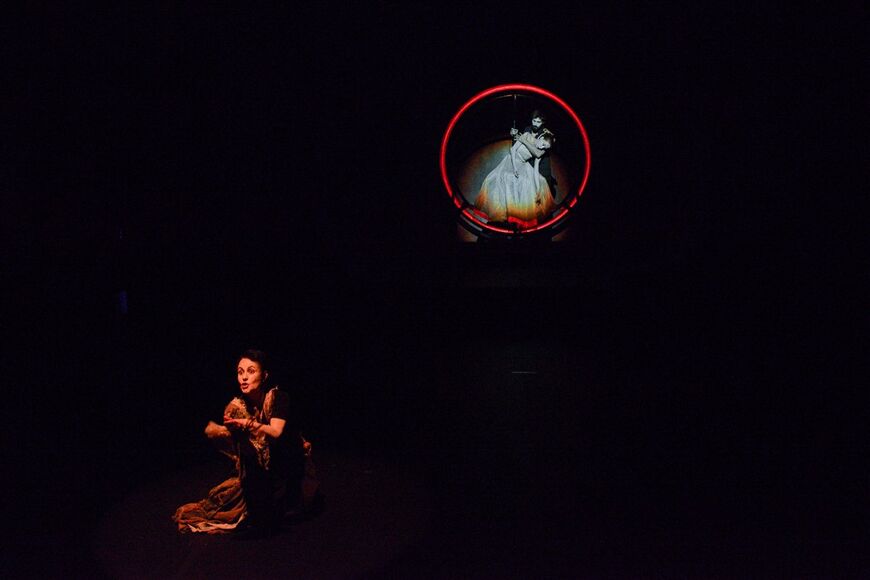 A scene from "Medea Material" when staged in Ankara (State Theaters File Photo)