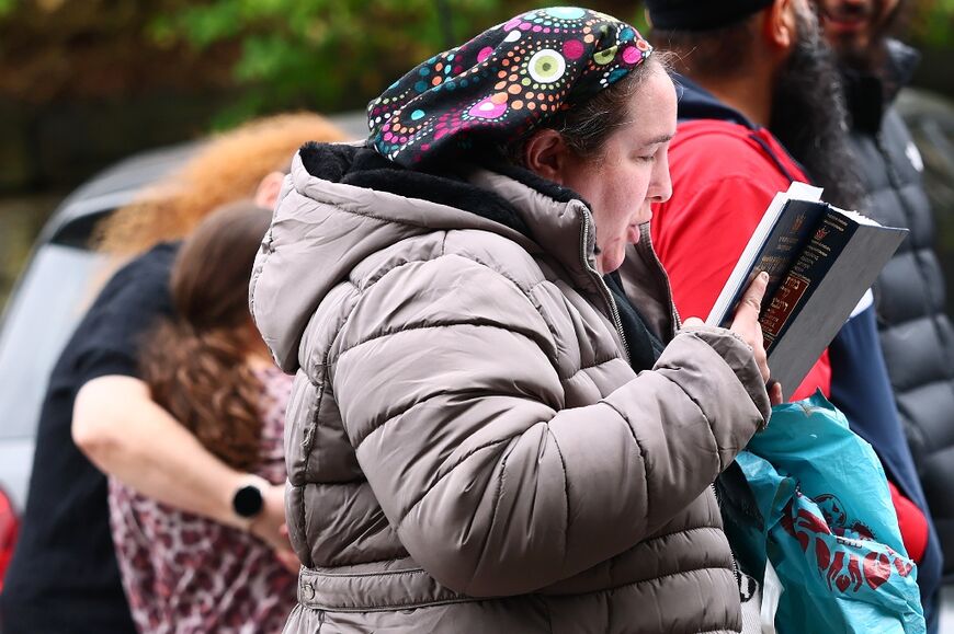 The area is home to large Jewish and Muslim communities