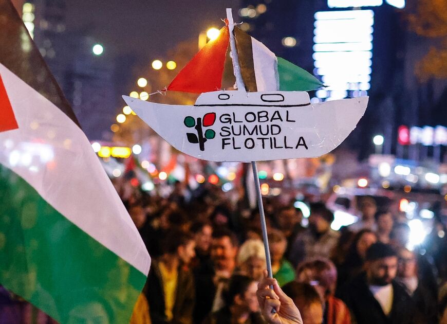 A placard in homage to the Gaza aid flotilla at the Istanbul demonstrations