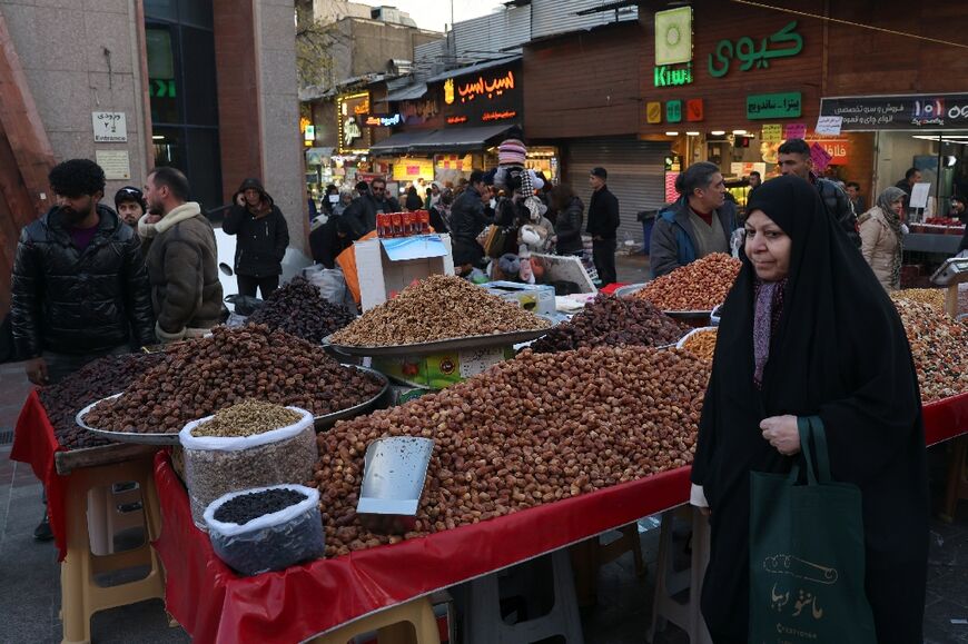 Shopping for Yalda in northern Tehran