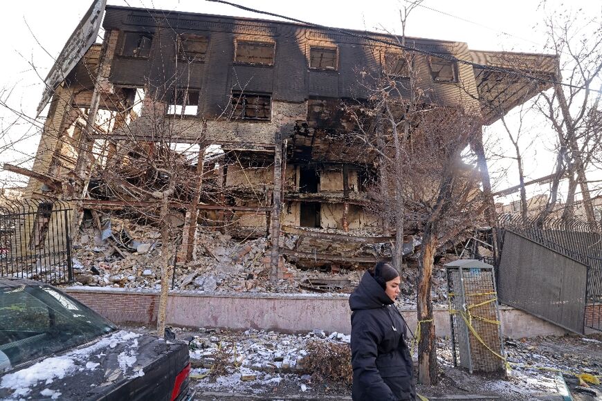 Hundreds of government buildings were torched during recent protests in Iran, local media has said 