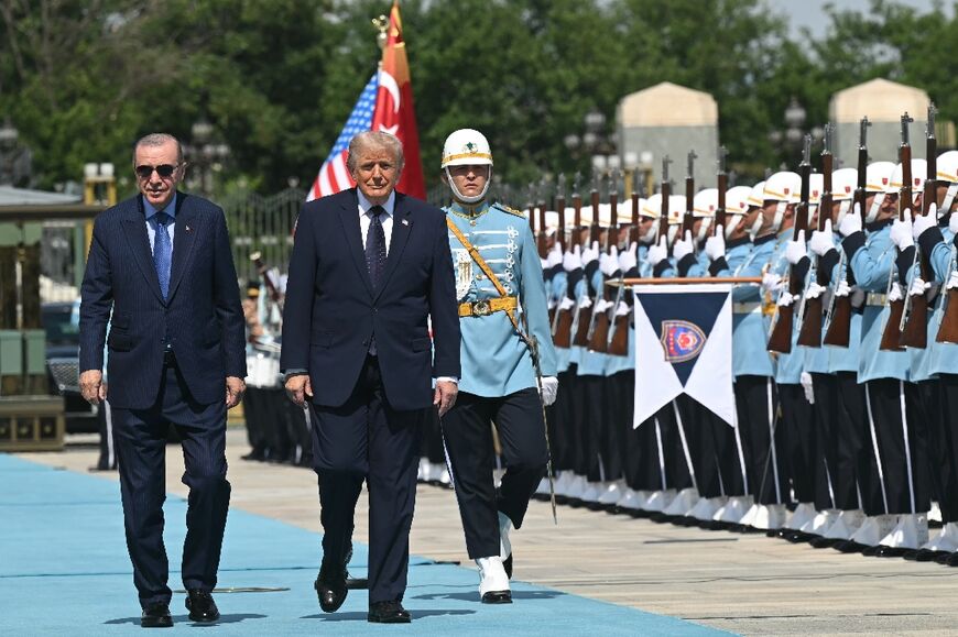 US President Donald Trump inspected an honour guard of Turkish troops