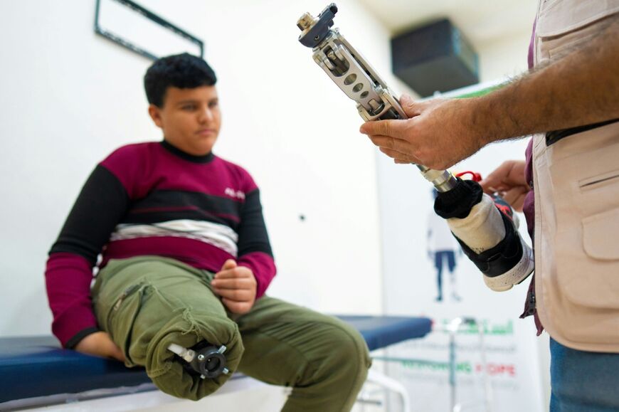 "I took a look at the injured people around me in the hospital. They all had amputated arms and legs, so I told myself: my injury is better"