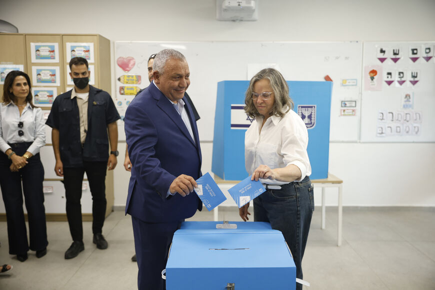 Yashar Party leader, Gadi Eisenkot, casts his vote alongside is wife Hannah Eisenkot at a polling station during Israel's general elections on October 27, 2026 in Herzliya, Israel.