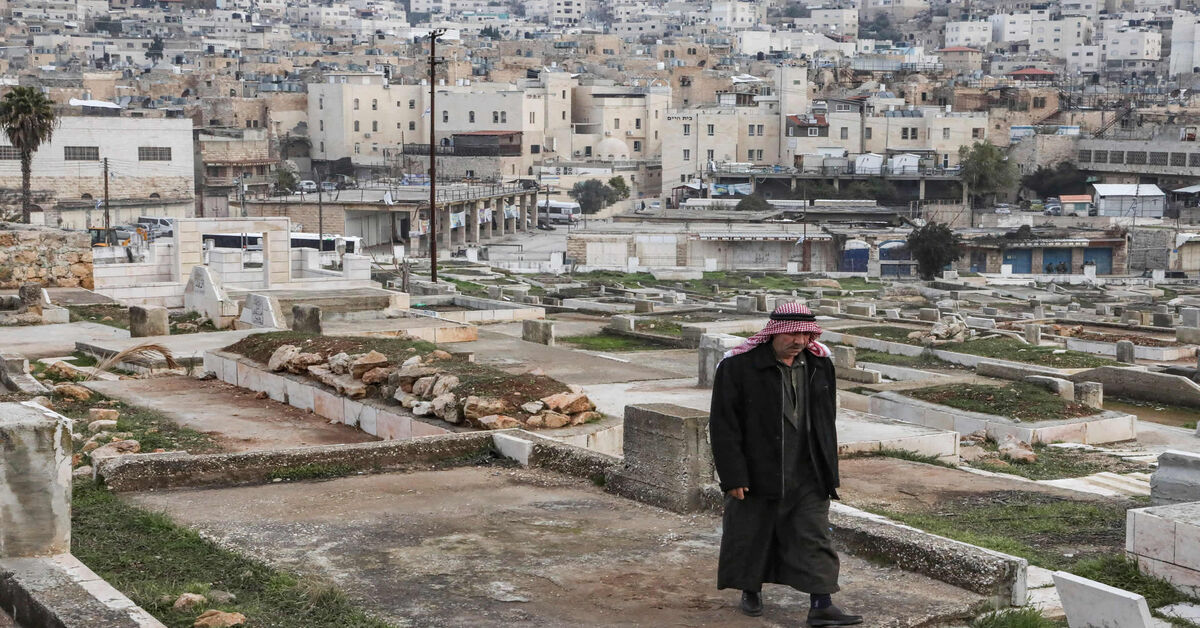 Israel buries Palestinians in numbered graves - Vimarsana News