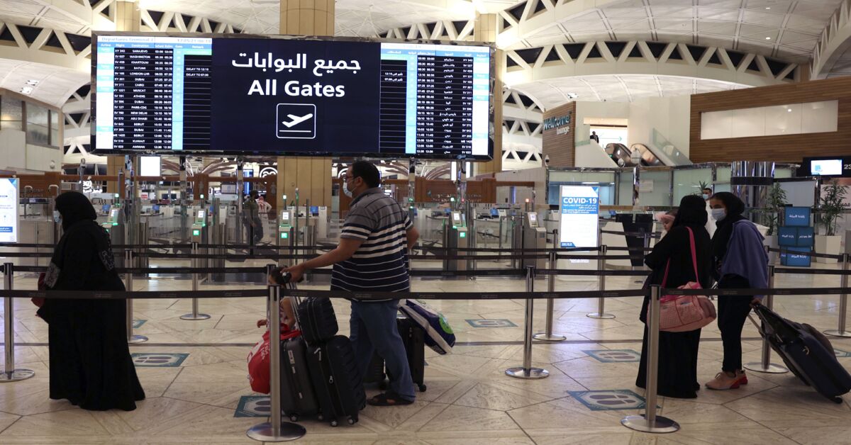 Vaccinated Saudis free to travel abroad as ban lifted AlMonitor The