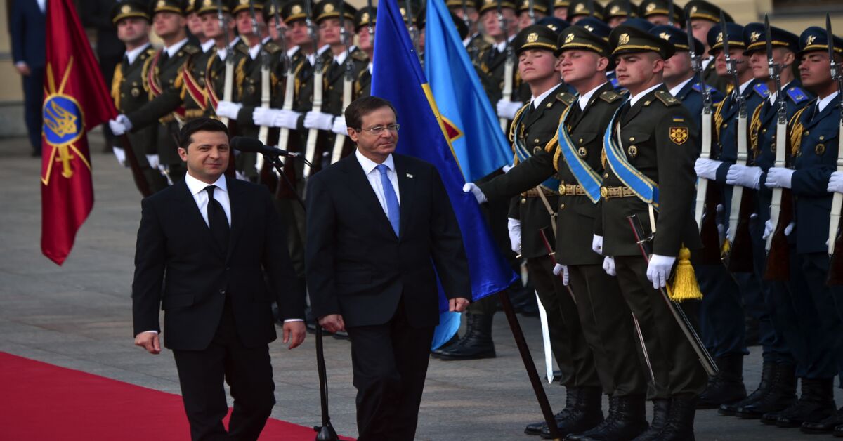 Kremlin keeping a close eye on Israel-Ukraine rapprochement - Vimarsana News