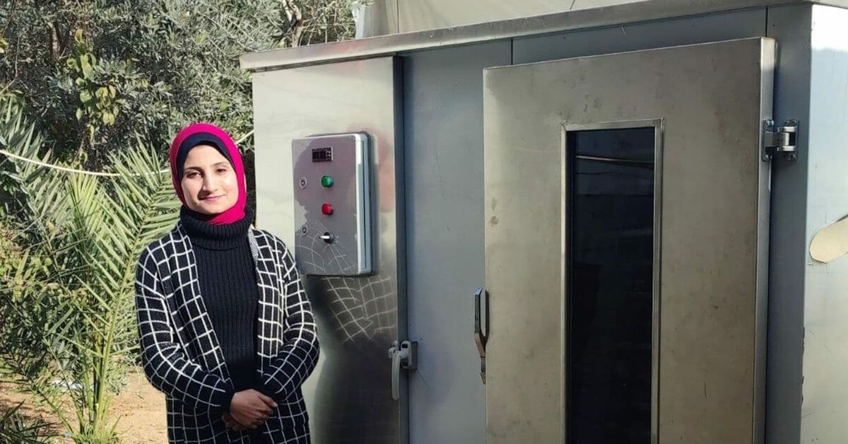 Gazan engineer creates solar food dehydrator - Vimarsana News