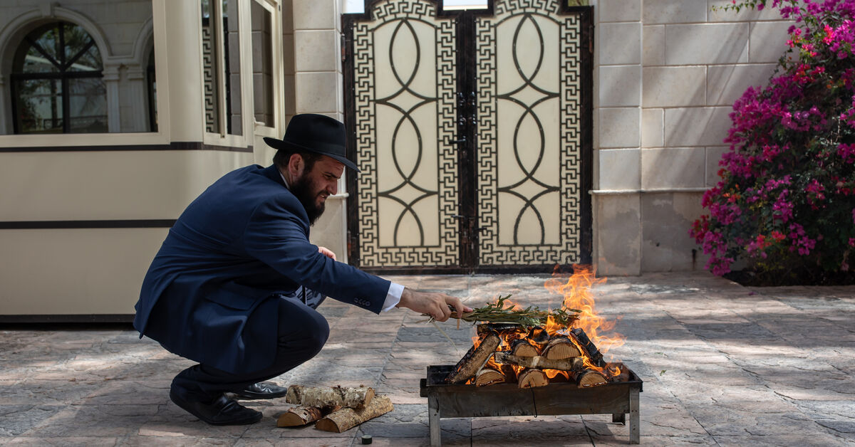 Jews celebrate end of Passover in UAE - Vimarsana News
