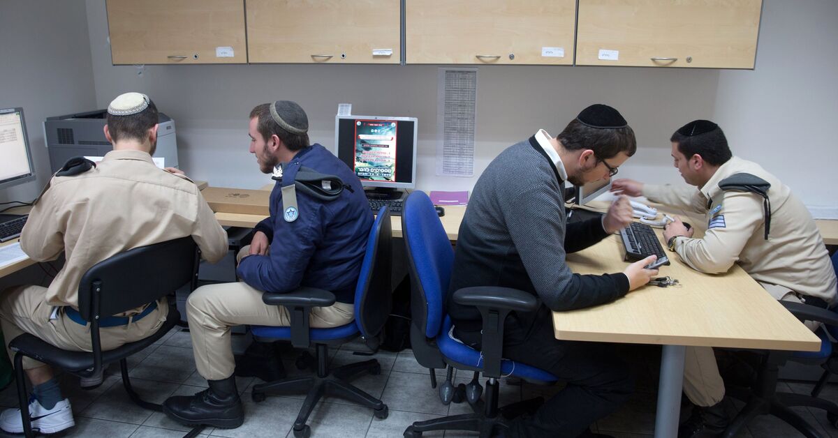 Israel advances digital literacy project for ultra-Orthodox - Vimarsana News